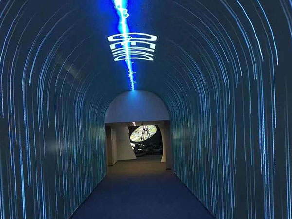 户外全彩LED显示箱如何防水?